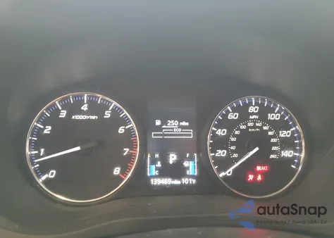 2018 Mitsubishi Outlander Es z USA, uszkodzony, nr VIN JA4AD2A34JJ005995